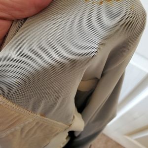 Women's 28 b/w swim skirt.